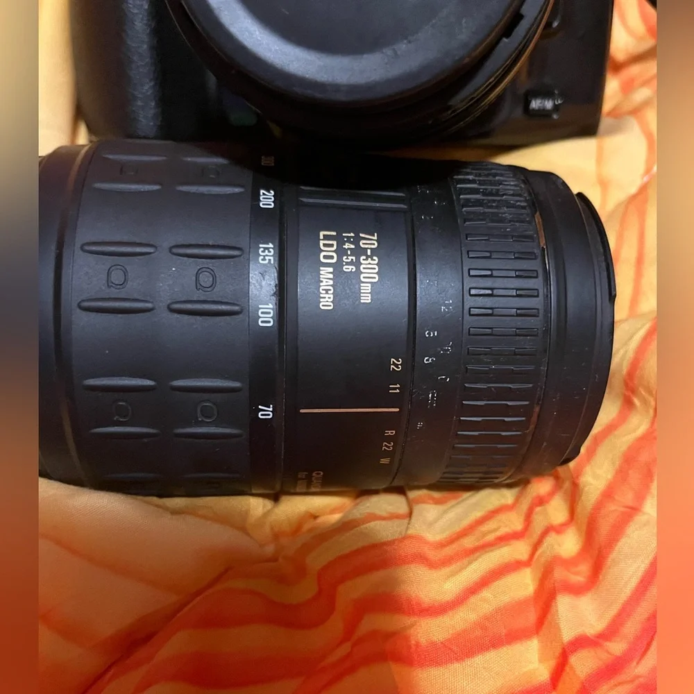 Minolta Maxxum 431si w/2 Lens